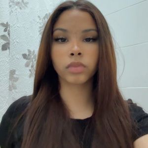 Meet your Posher, Chanell